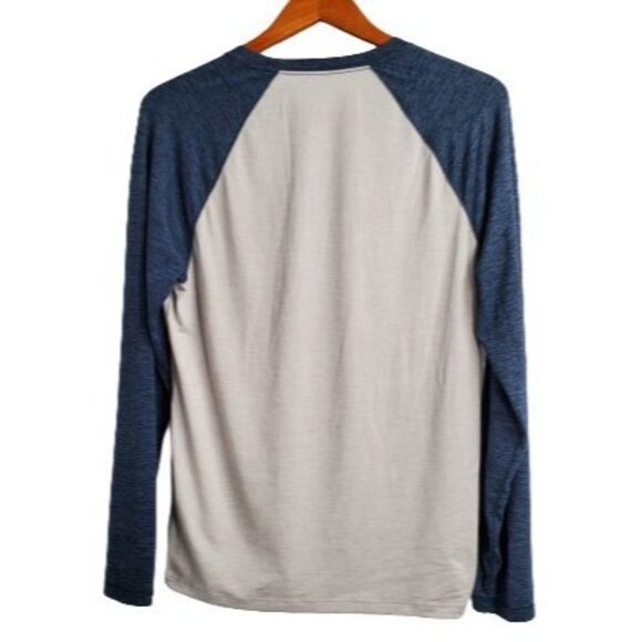 Abercrombie & Fitch Men's Air Knit Contrast Raglan Long Sleeve T-Shirt Small - Picture 3 of 11